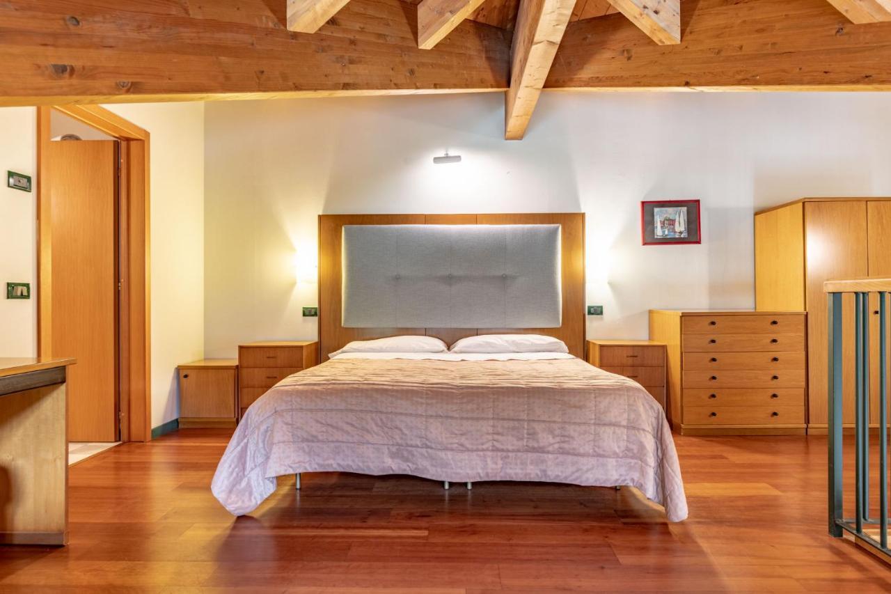 Club Hotel Tenno Room photo